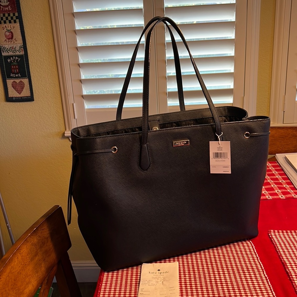 Kate spade laurel way